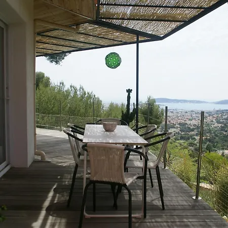 Villa Spacious In With Private Pool Toulon